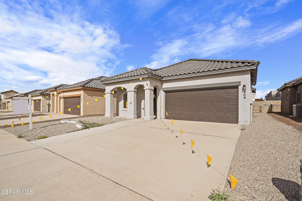 604 Cedarwood Avenue - Photo 1