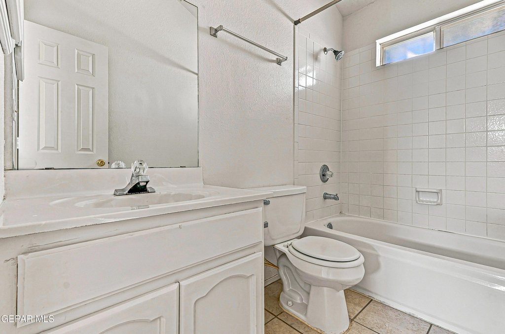 4645 Loma De Plata Drive - Photo 17