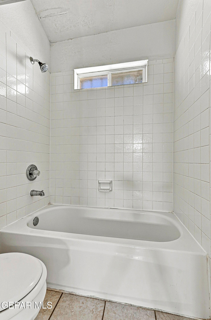 4645 Loma De Plata Drive - Photo 16