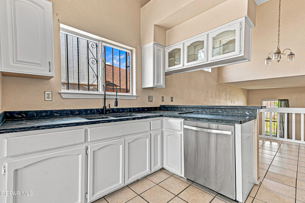 4645 Loma De Plata Drive - Photo 30