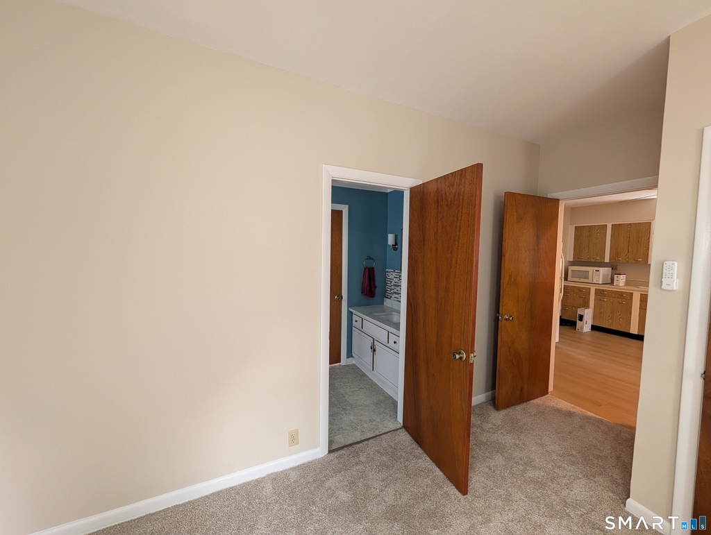 146 Prospect Avenue - Photo 9