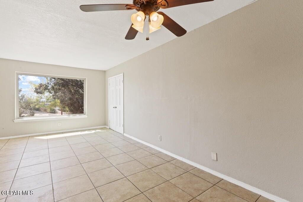 304 Carnival Drive - Photo 45