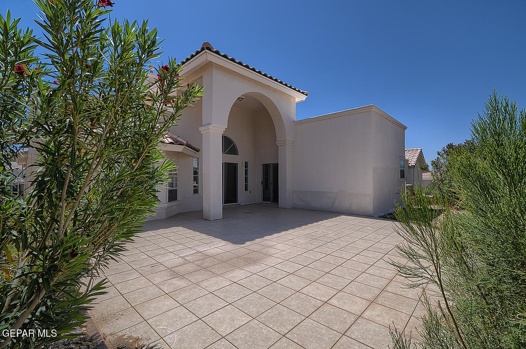 1549 Via Appia Street - Photo 5