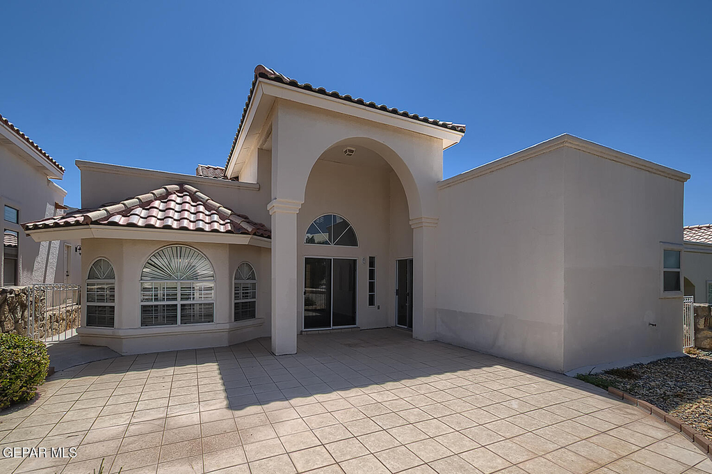 1549 Via Appia Street - Photo 9