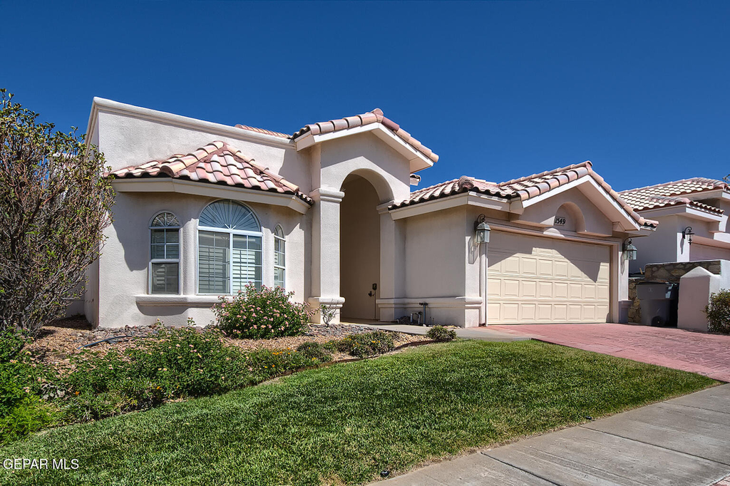 1549 Via Appia Street - Photo 1