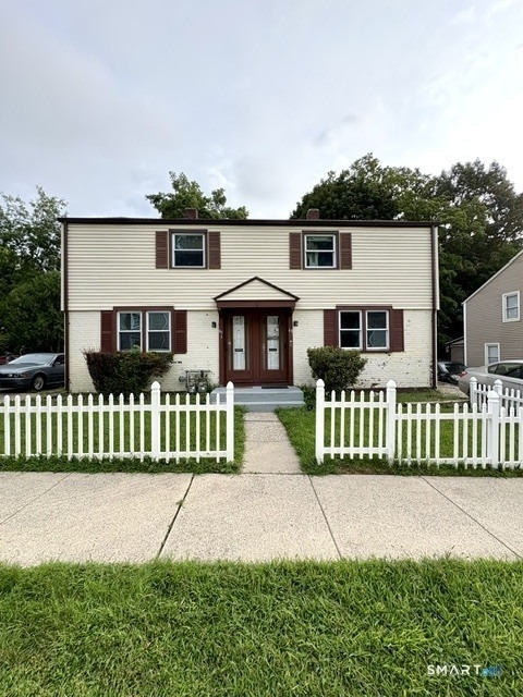 63 Pennsylvania Avenue - Photo 1