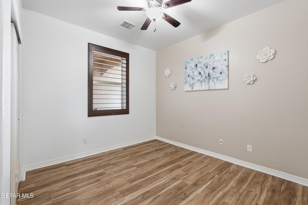 13255 Emerald Isle Street - Photo 15