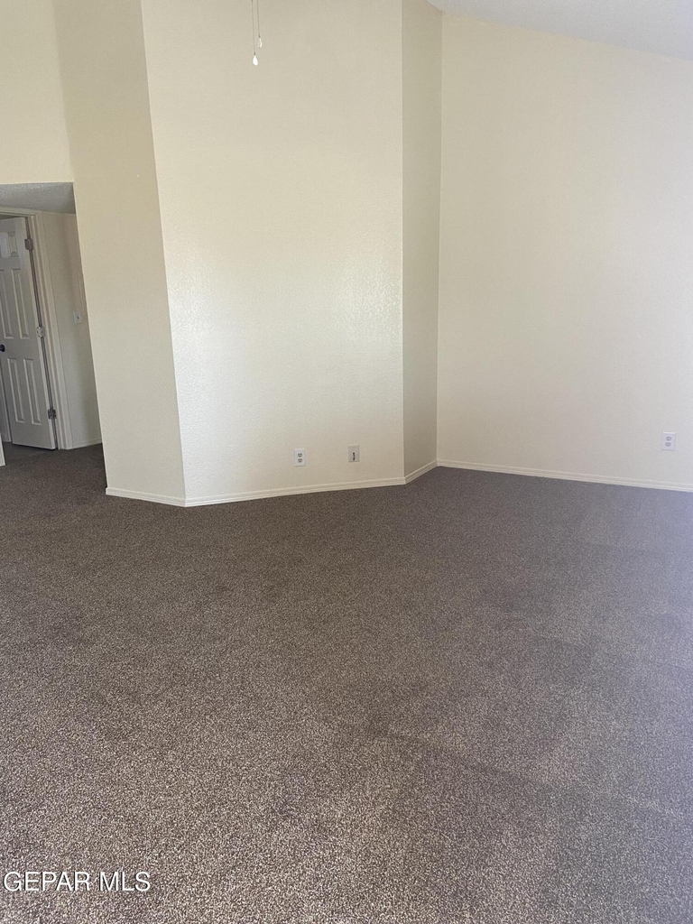 591 Bartlett Drive - Photo 14