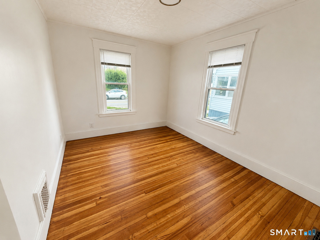 18 Buell Street - Photo 3