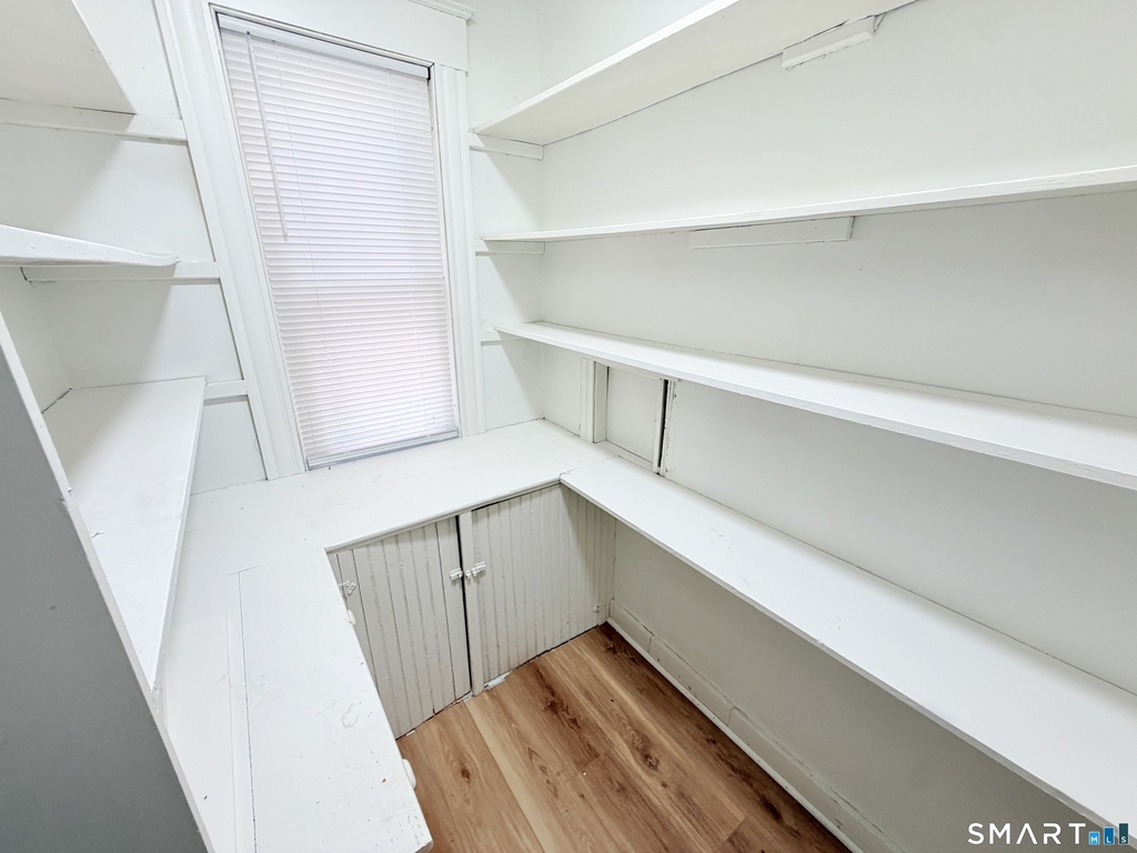 18 Buell Street - Photo 4