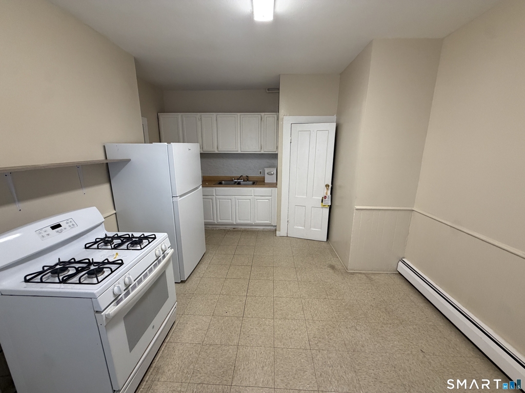 117 Fairview Street - Photo 2