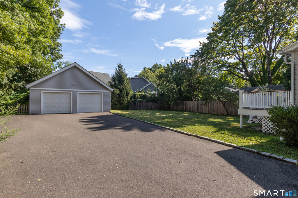 125 Oaklawn Avenue - Photo 6