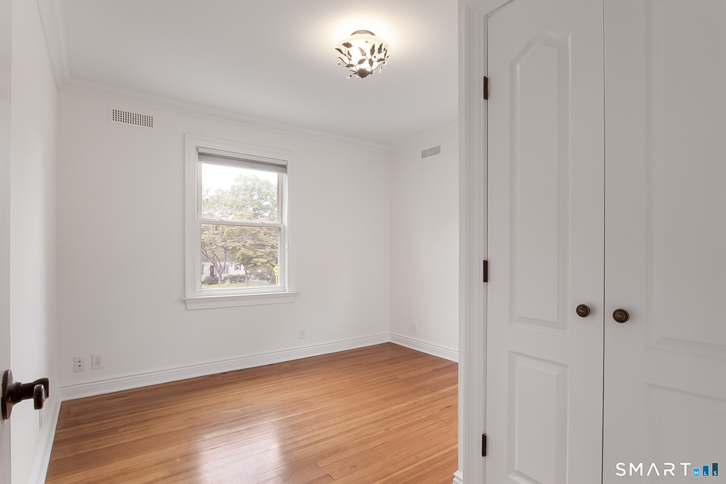 125 Oaklawn Avenue - Photo 22