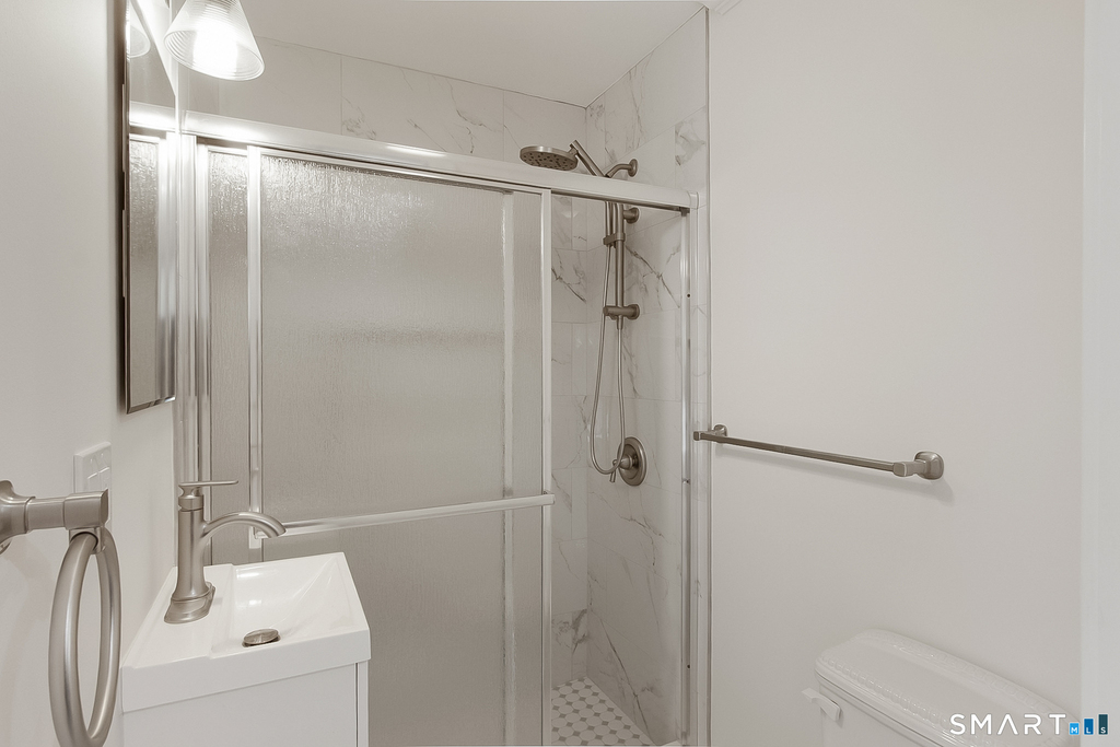 125 Oaklawn Avenue - Photo 19