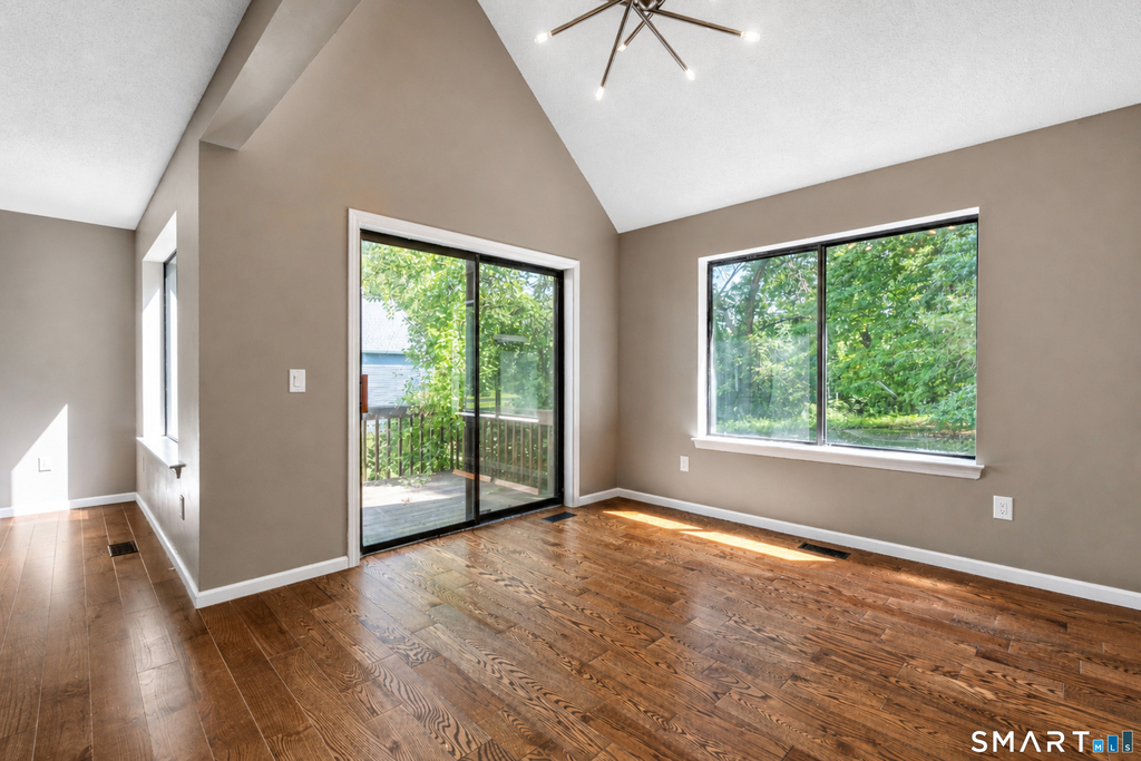 6 Wild Rose Court - Photo 1