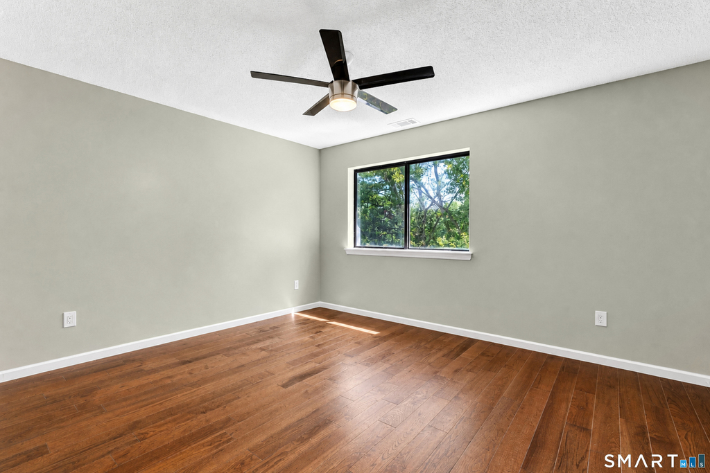 6 Wild Rose Court - Photo 8