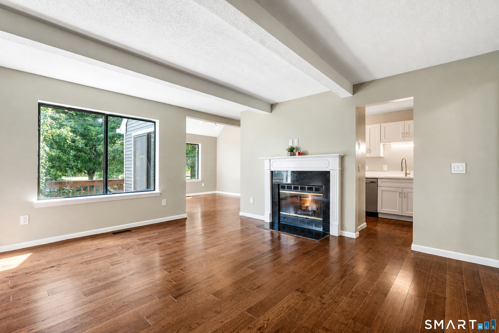 6 Wild Rose Court - Photo 4