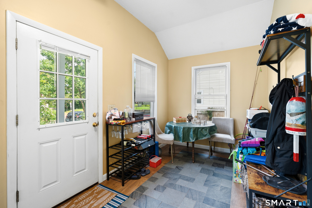 316 Shore Drive - Photo 16