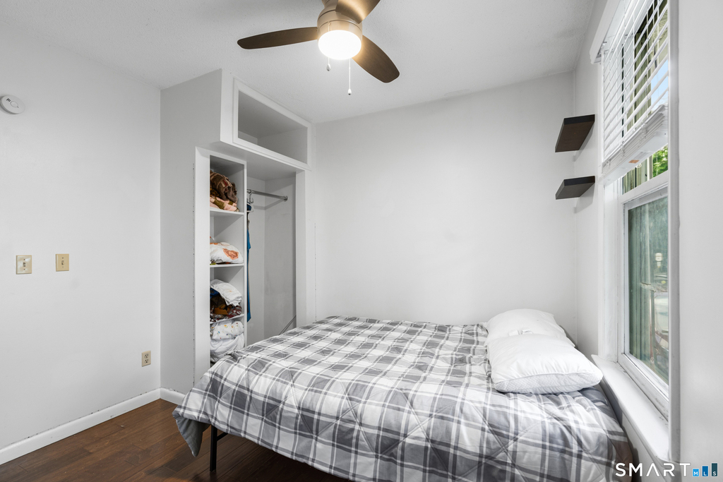 316 Shore Drive - Photo 9