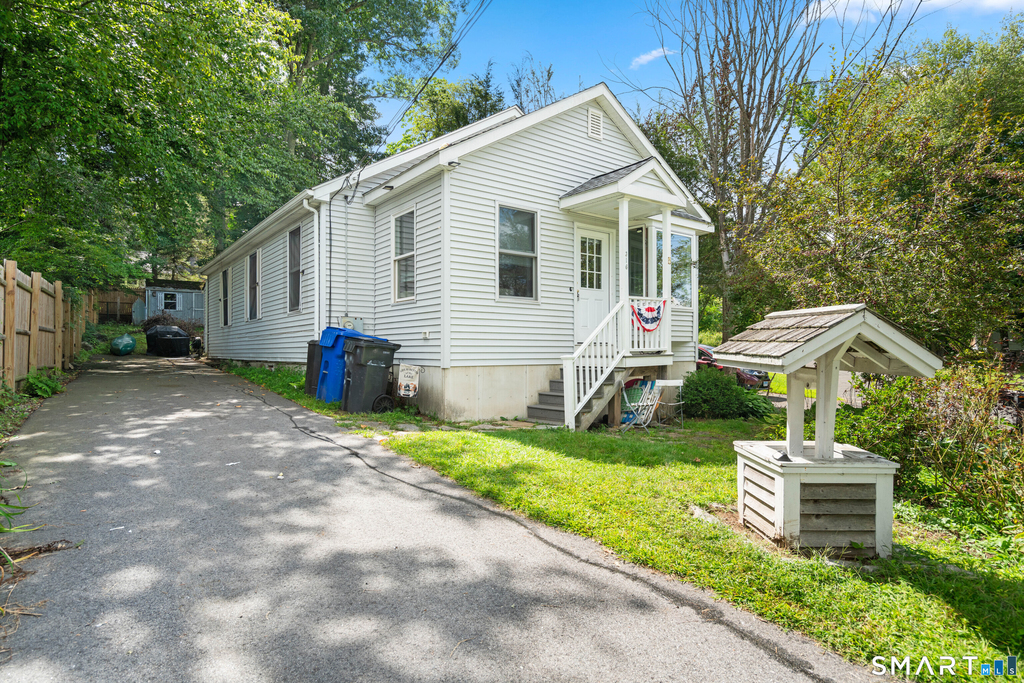 316 Shore Drive - Photo 1
