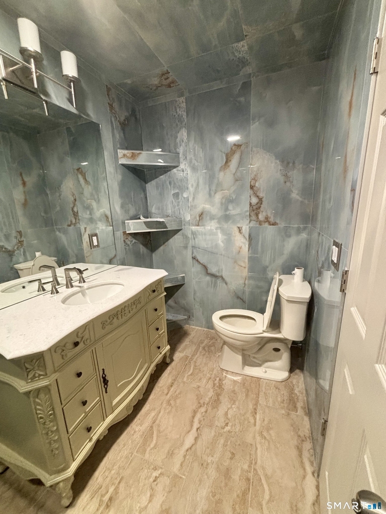 209 Main Street - Photo 2