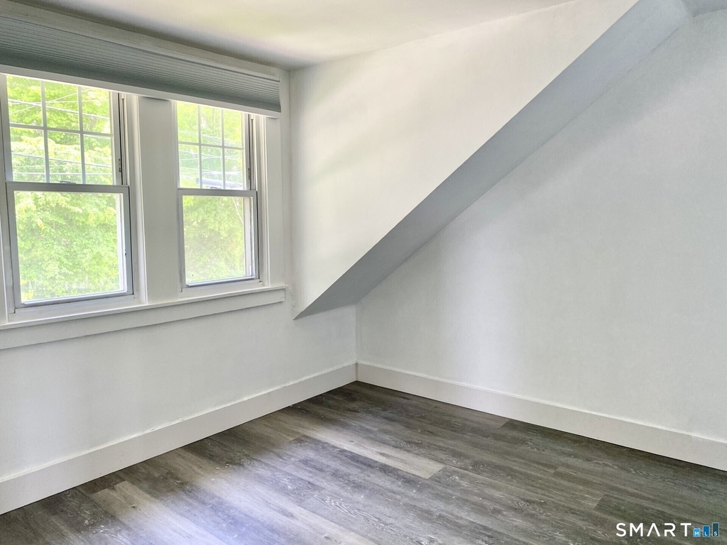 589 Old Hartford Road - Photo 10