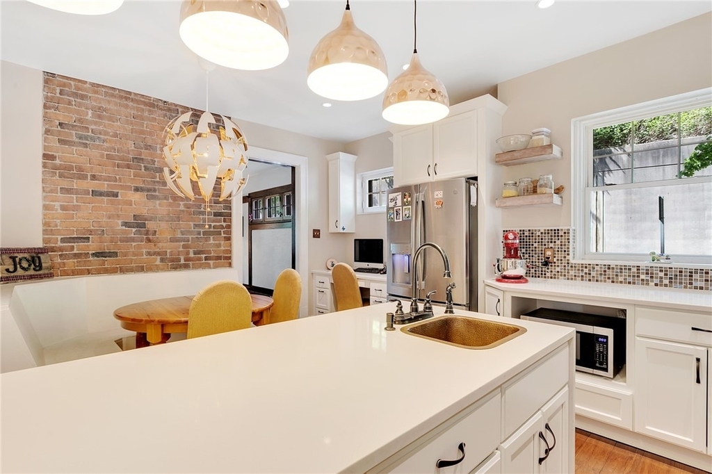504 Eastern Ave - Photo 9