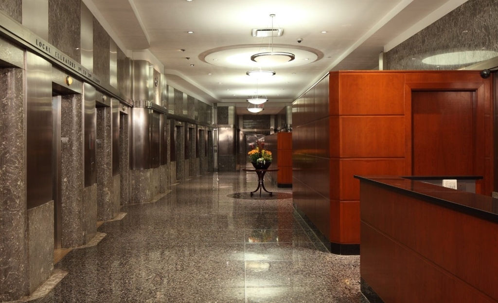 Broadway - Photo 13