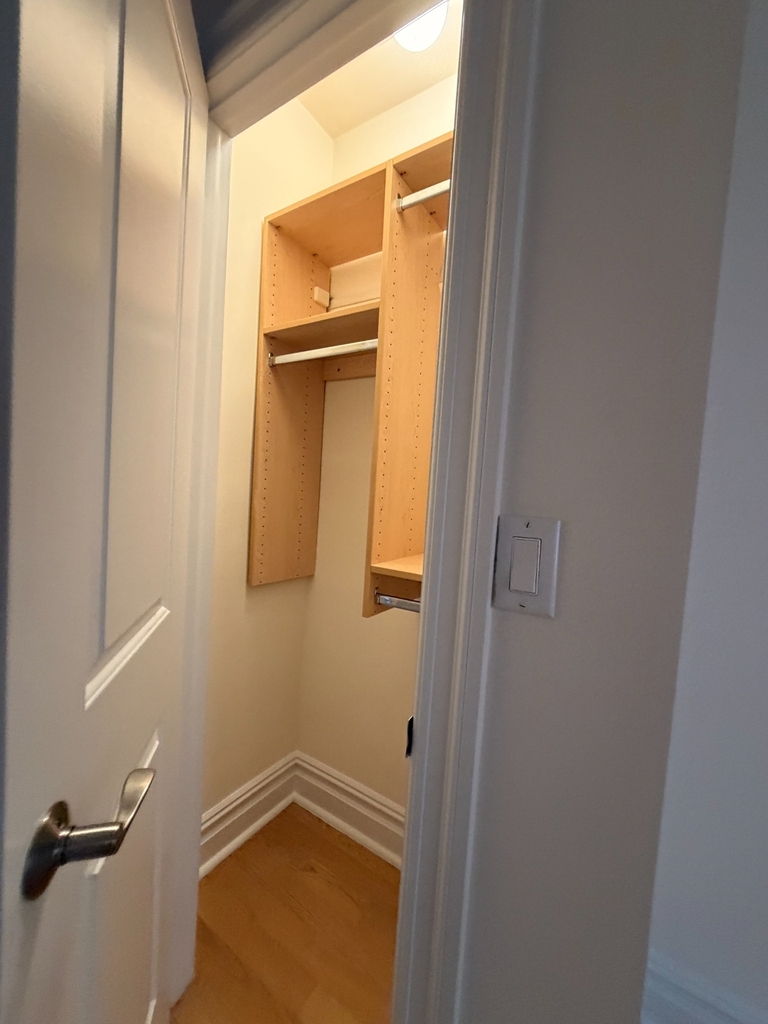 2nd Avenue - Photo 6