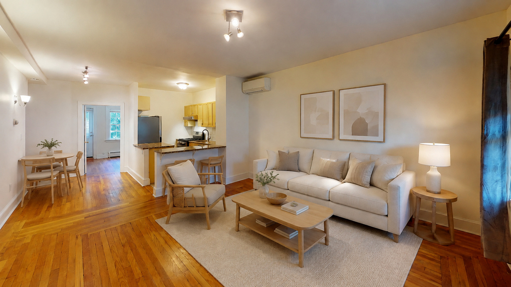382 Burns Street - Photo 0