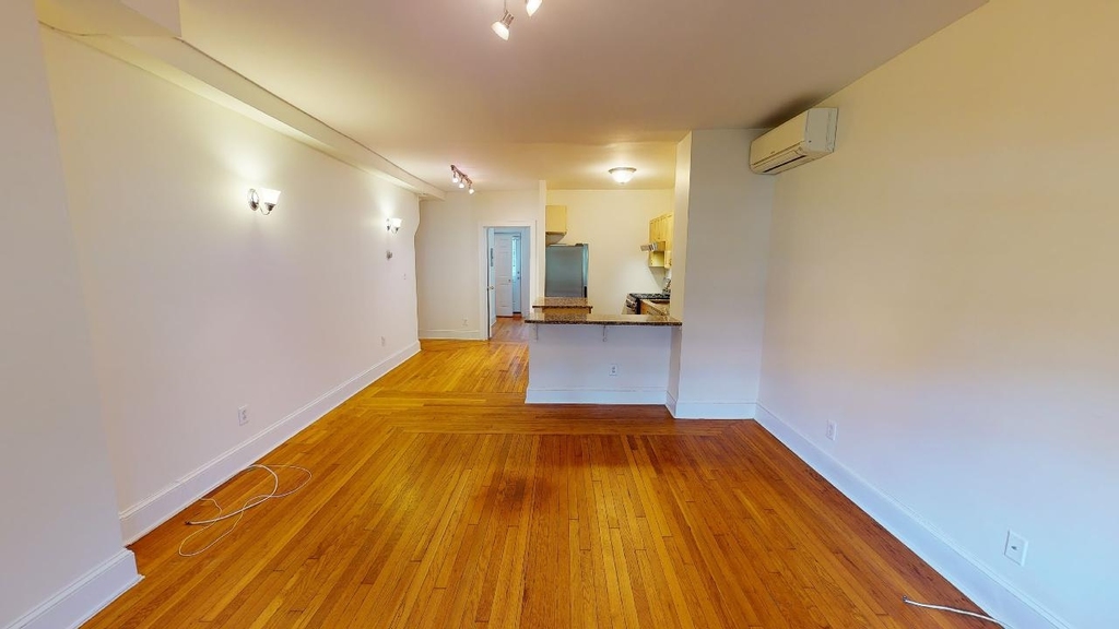 382 Burns Street - Photo 1