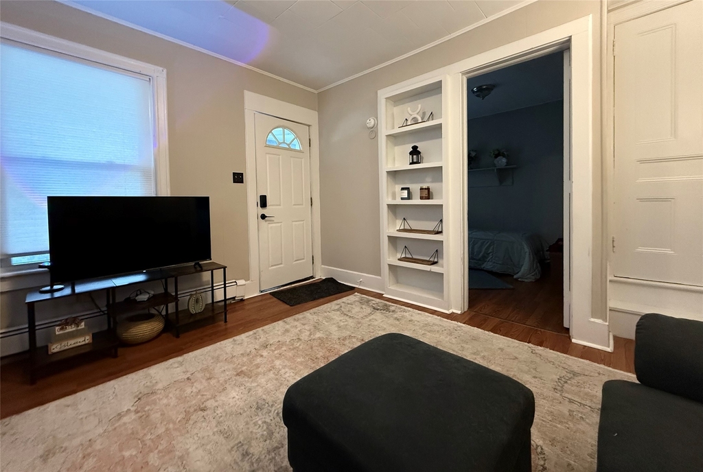143 Harrison Street - Photo 2