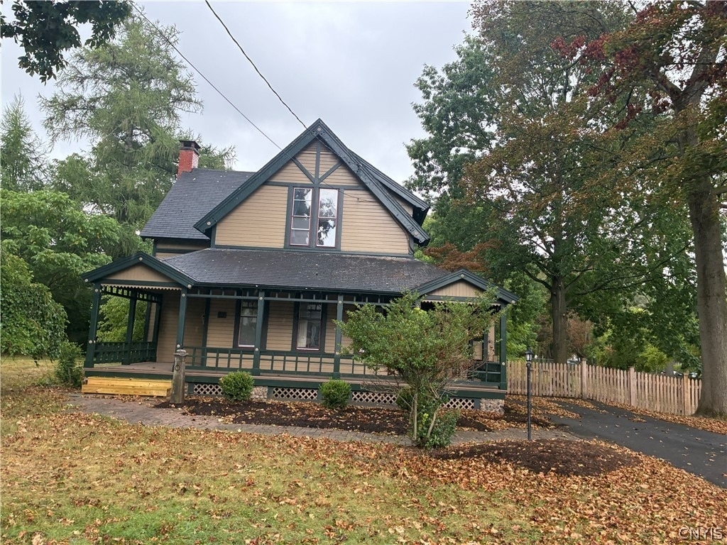 864 Salt Springs Road - Photo 0