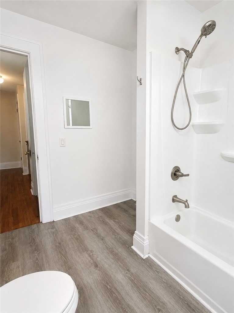 1176 Monroe Avenue - Photo 16