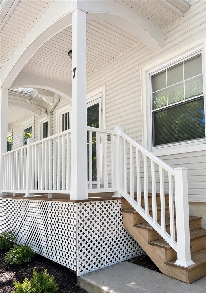 1176 Monroe Avenue - Photo 0