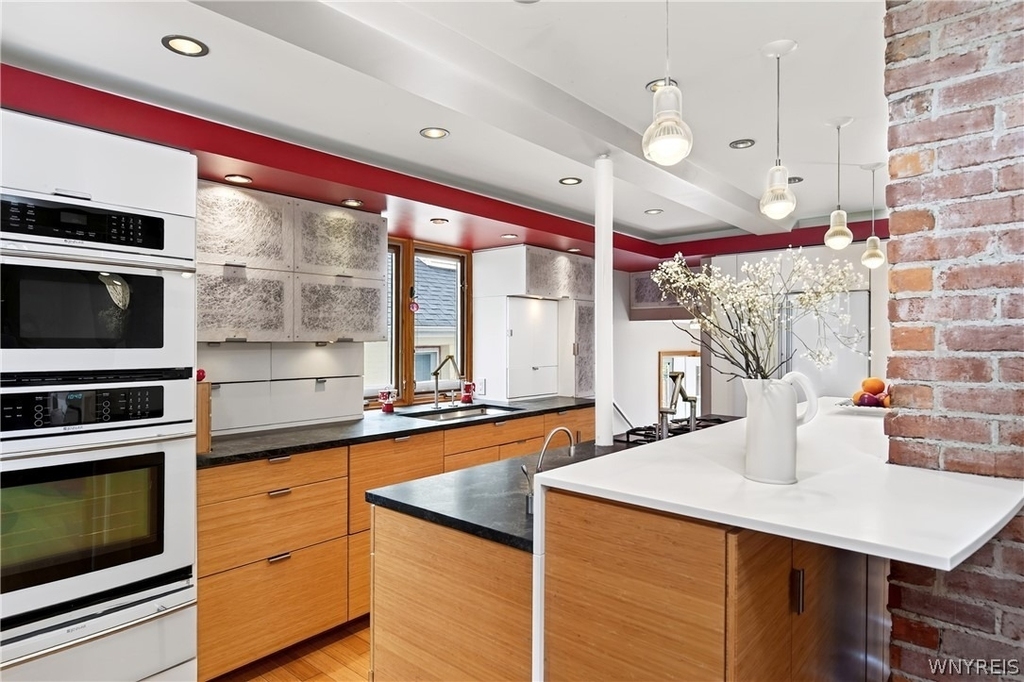 384 Summer Street - Photo 15