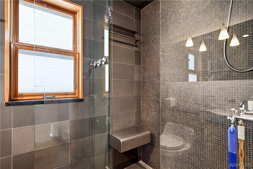 384 Summer Street - Photo 21