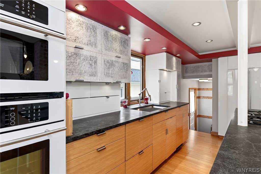384 Summer Street - Photo 16
