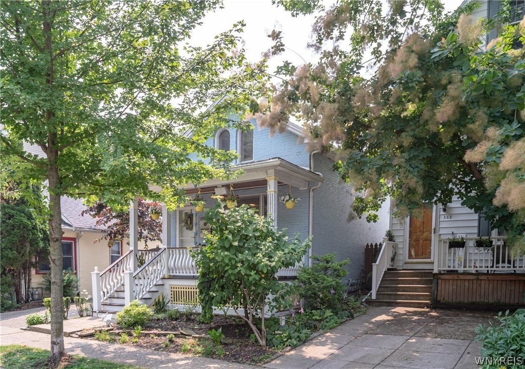 384 Summer Street - Photo 1