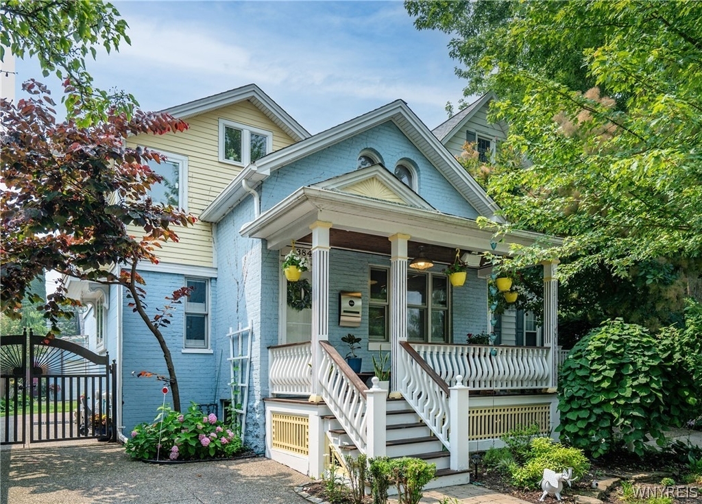 384 Summer Street - Photo 2