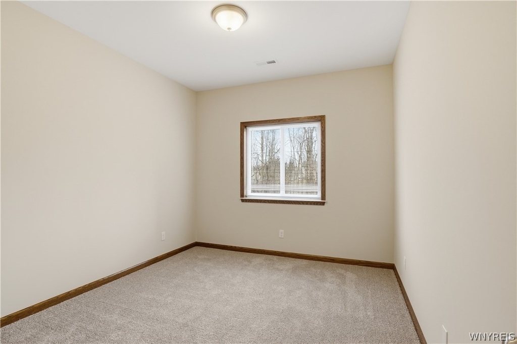 1130 Orchard Park Road - Photo 14
