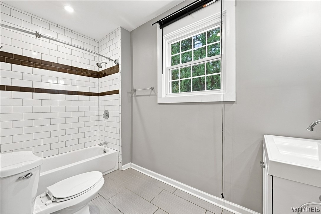 55 Vernon Place - Photo 10