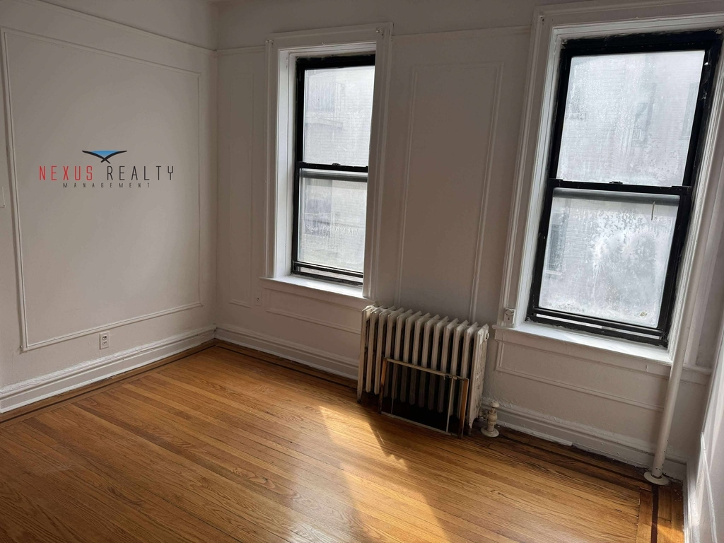 22-2 Steinway Street - Photo 2