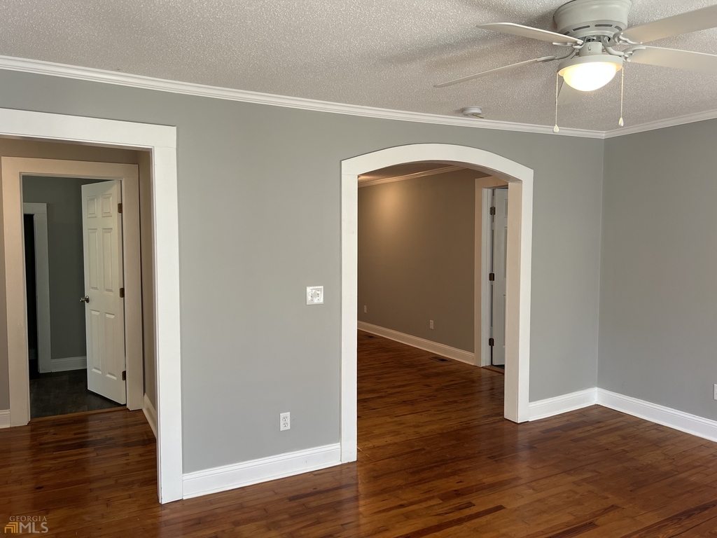 617 Baker Street - Photo 29
