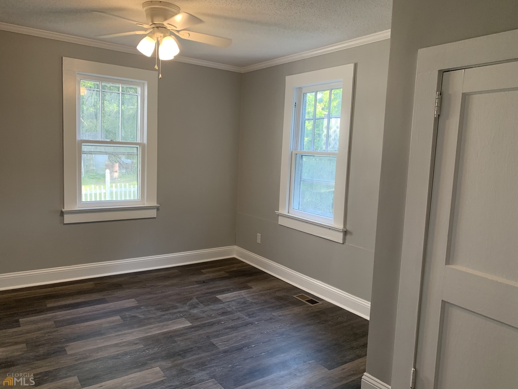 617 Baker Street - Photo 28