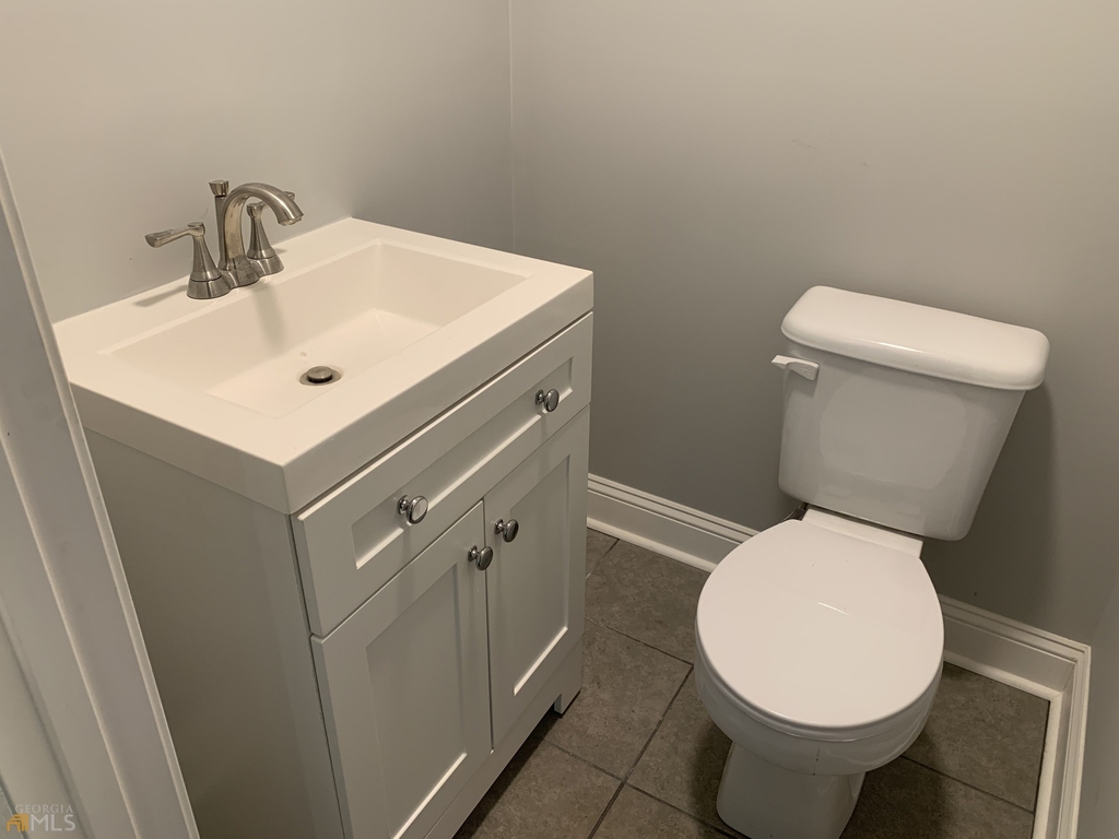 617 Baker Street - Photo 24