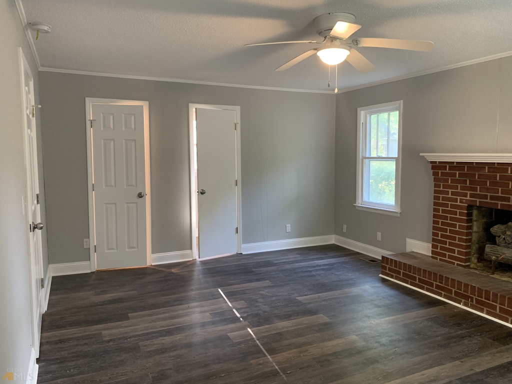617 Baker Street - Photo 23