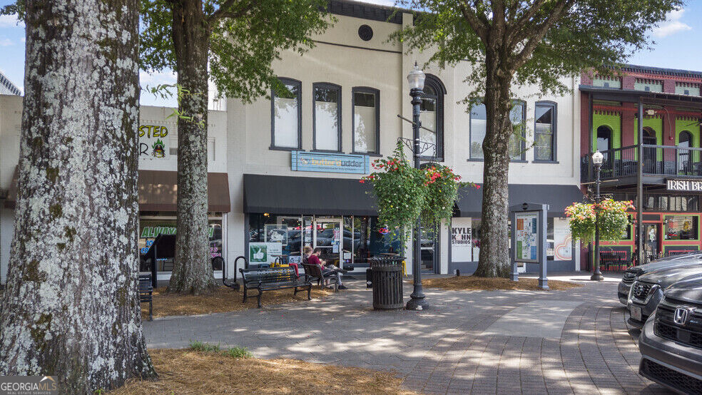 208 Adamson Square - Photo 9