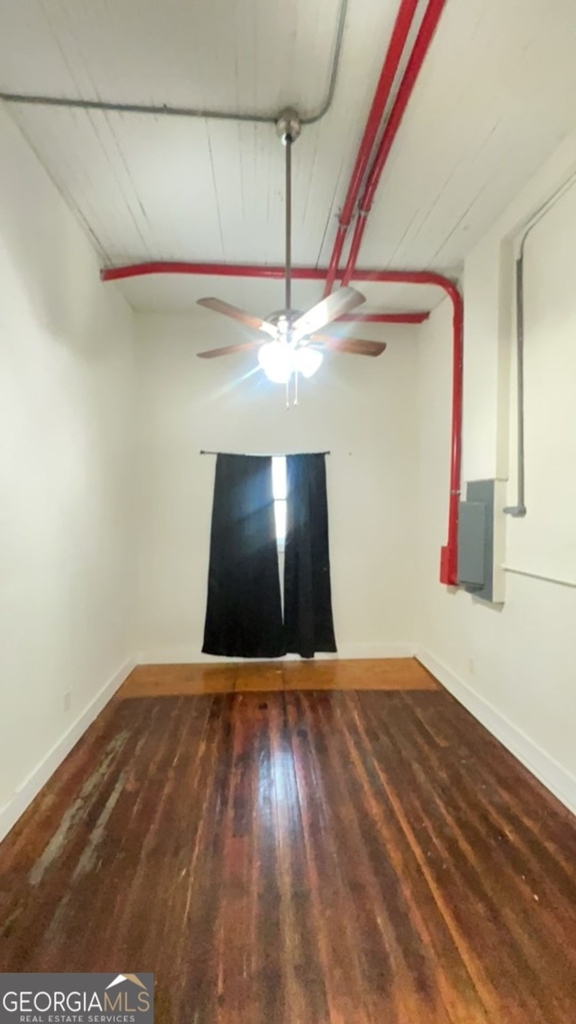 208 Adamson Square - Photo 8