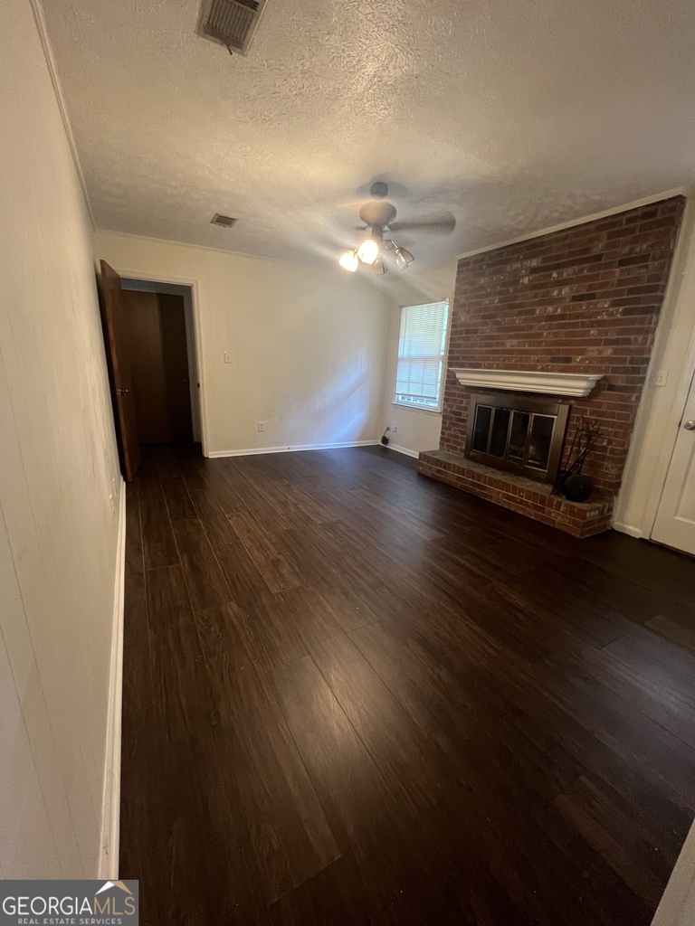 6570 Jones Road - Photo 10